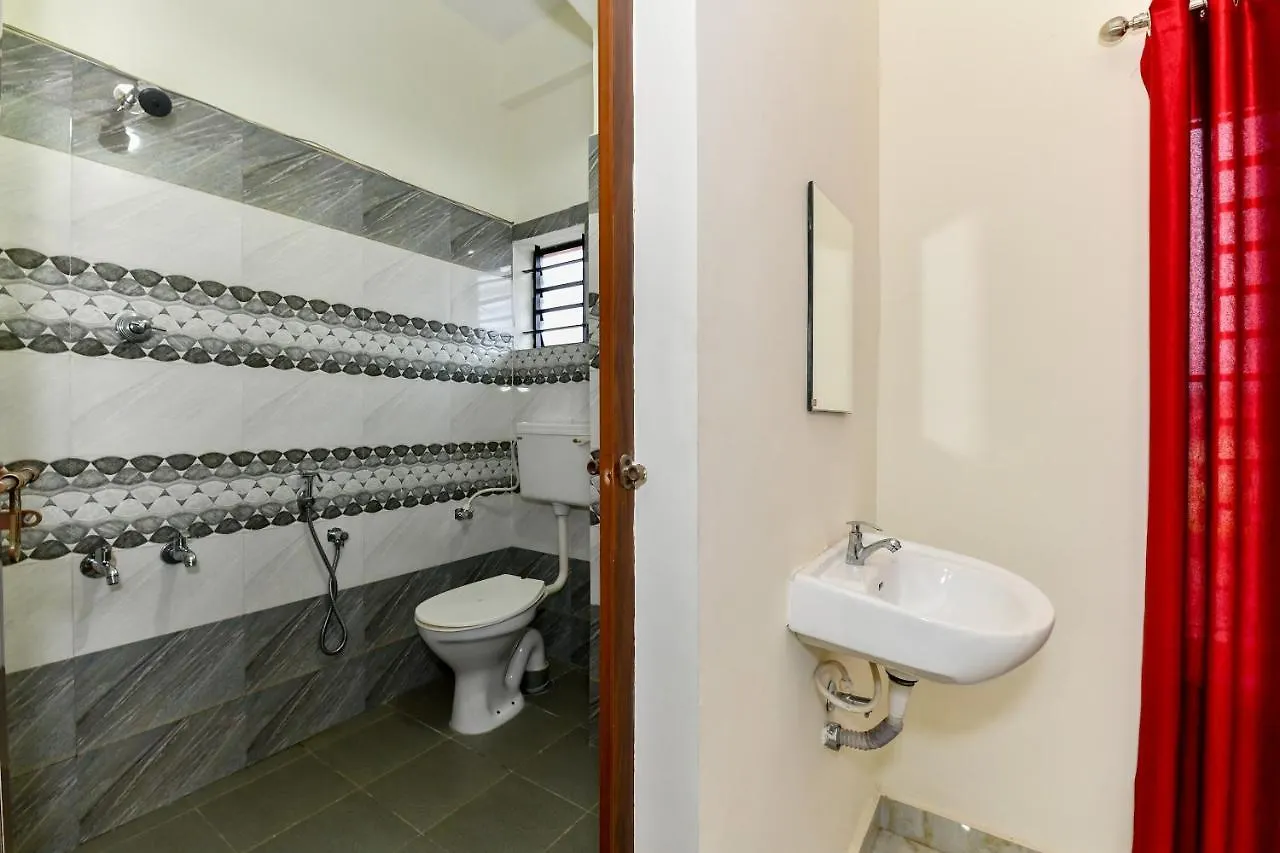 Oyo 26488 Athani Residency Nedumbassery Hotel